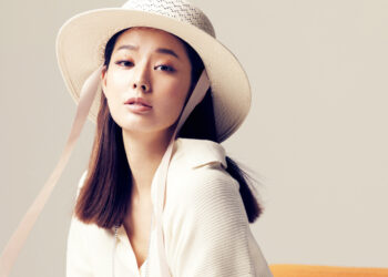 INTERVIEW with  COVER GIRL SUMIRE